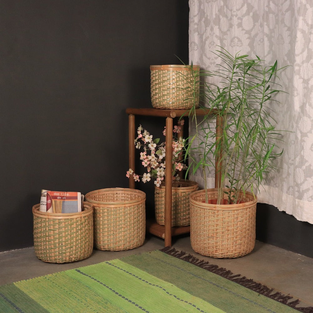 Set of 5 planters