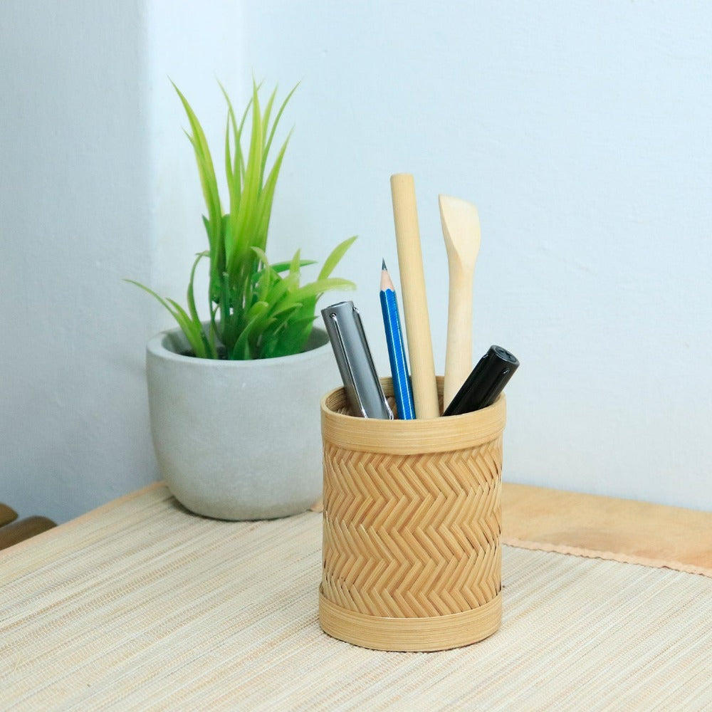Bamboo Weave Pen Stand - Natural