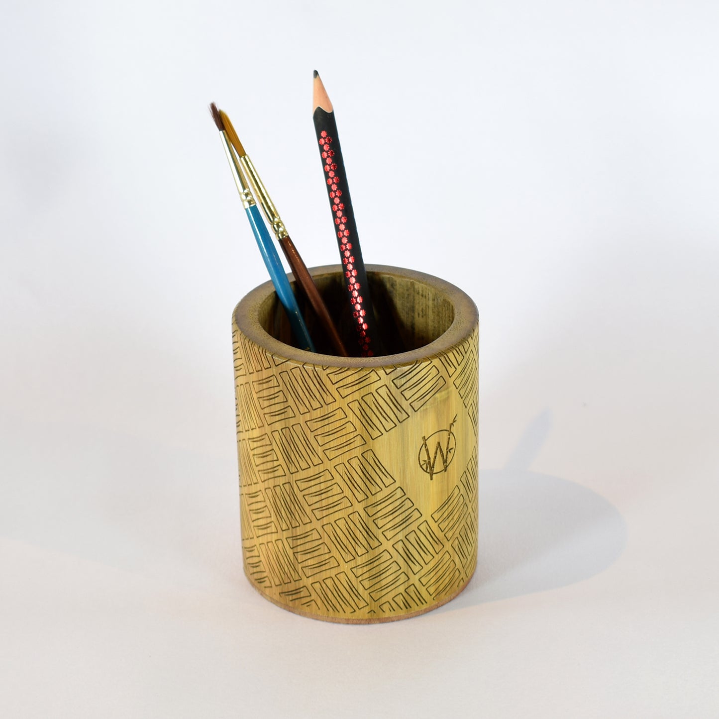 pen stand online