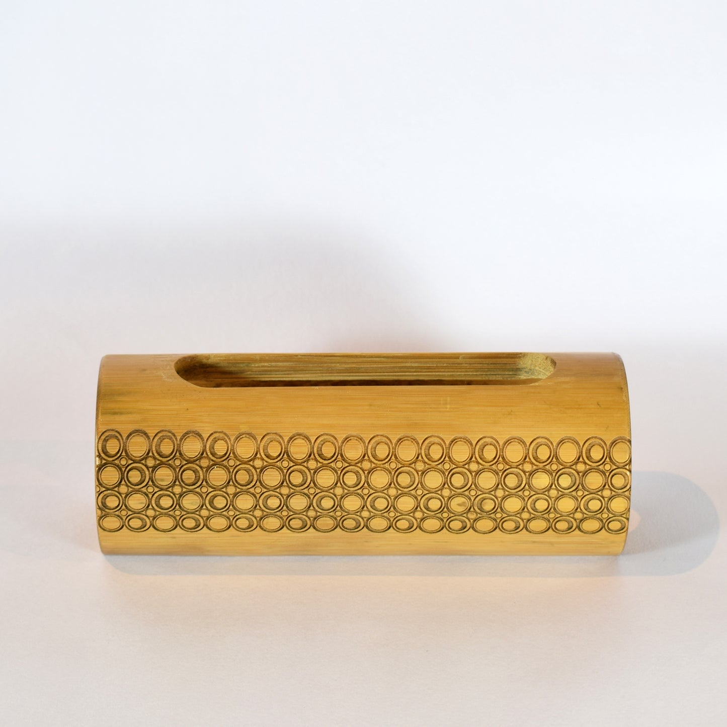 tissue holder